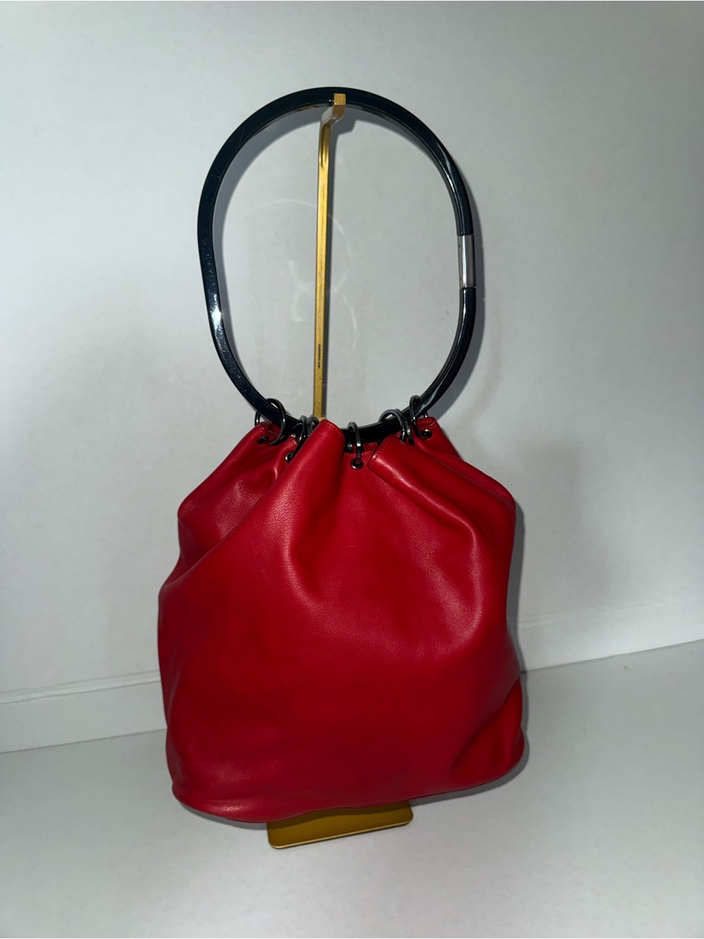 GUCCI RED LEATHER RING HANDLE BAG